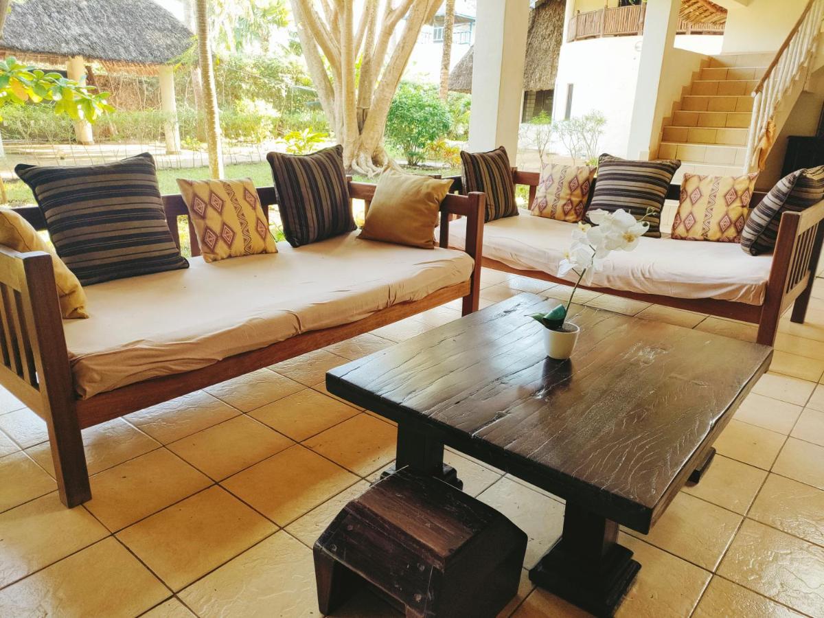 Upani In Diani Acomodação com café da manhã Praia de Diani Exterior foto